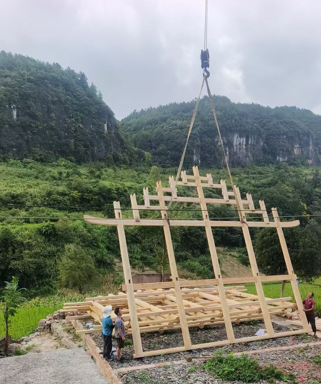 萧山区汽车吊出租公司怎么保证发动机散热问题